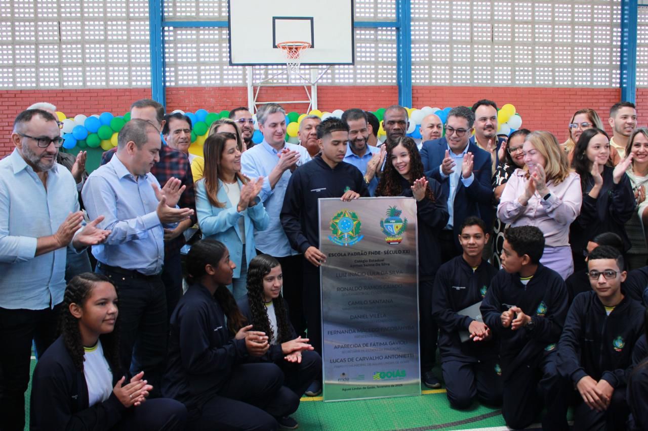 Inauguração da nova sede do Colégio Estadual Ayrton Senna da Silva.